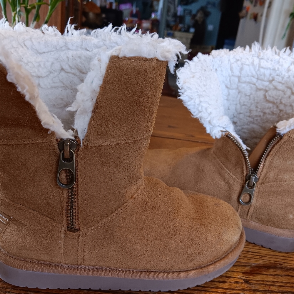 Uggs Koolaburra boots